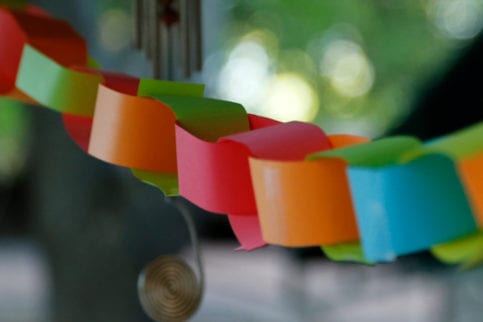 paper loop chain links