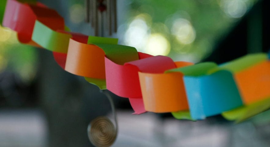 paper loop chain links