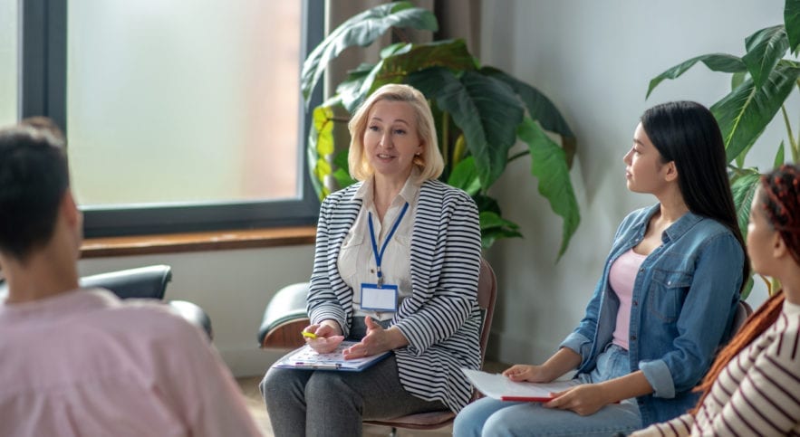 community psychologist with clients